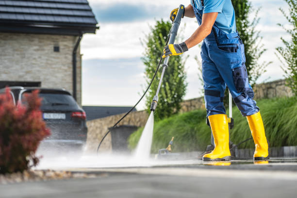 Best Sidewalk and Walkway Cleaning  in Menands, NY